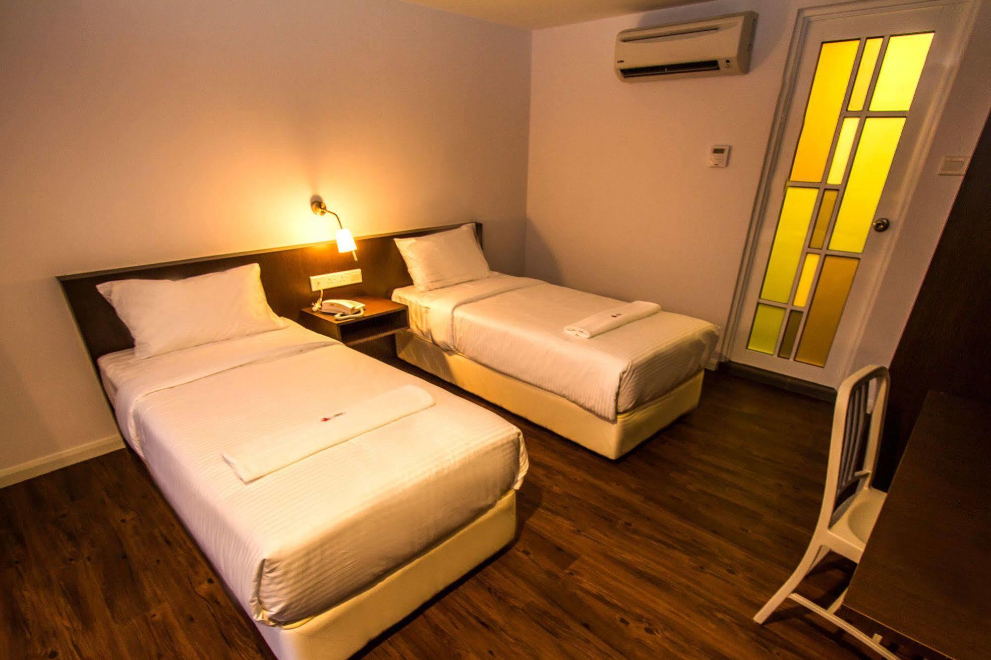 Zen Rooms Sakura Boutique Hotel Куала-Лумпур Экстерьер фото