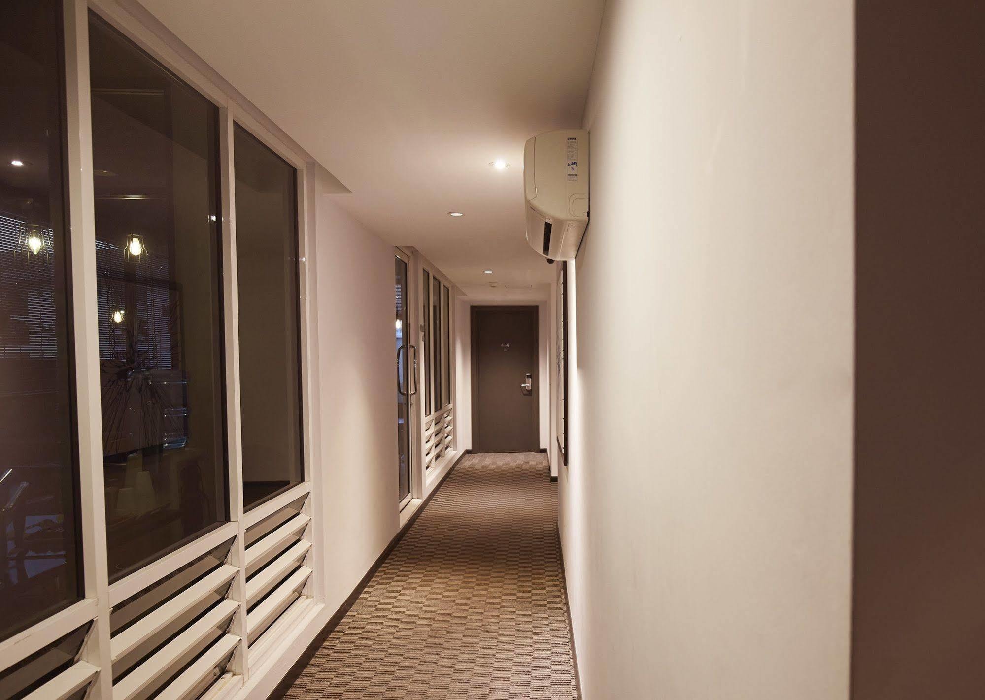 Zen Rooms Sakura Boutique Hotel Куала-Лумпур Экстерьер фото